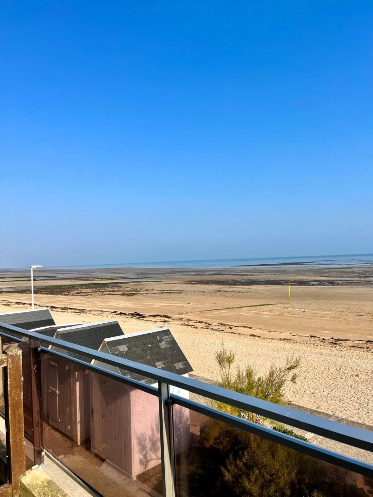 Mettons Les Voiles - Appt Vue Mer Avec Loggia Bernières-sur-Mer المظهر الخارجي الصورة