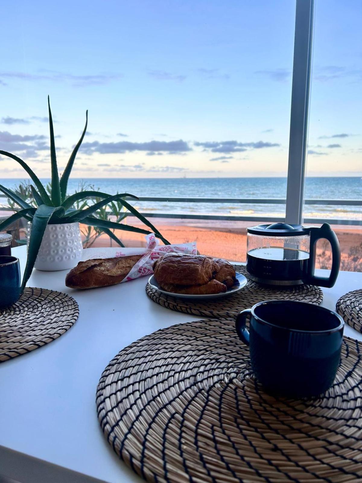 Mettons Les Voiles - Appt Vue Mer Avec Loggia Bernières-sur-Mer المظهر الخارجي الصورة